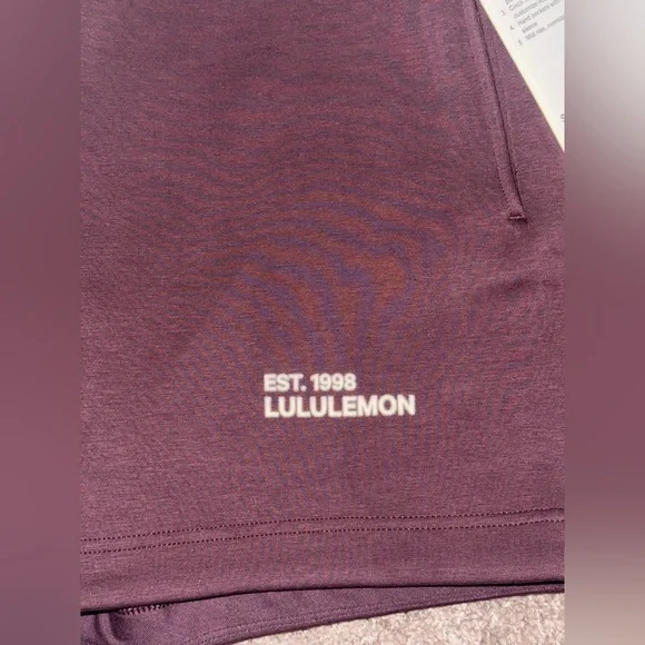 NWT Lululemon Heavyweight Fleece Sweatshorts 5” Black Cherry - Picture 6 of 6